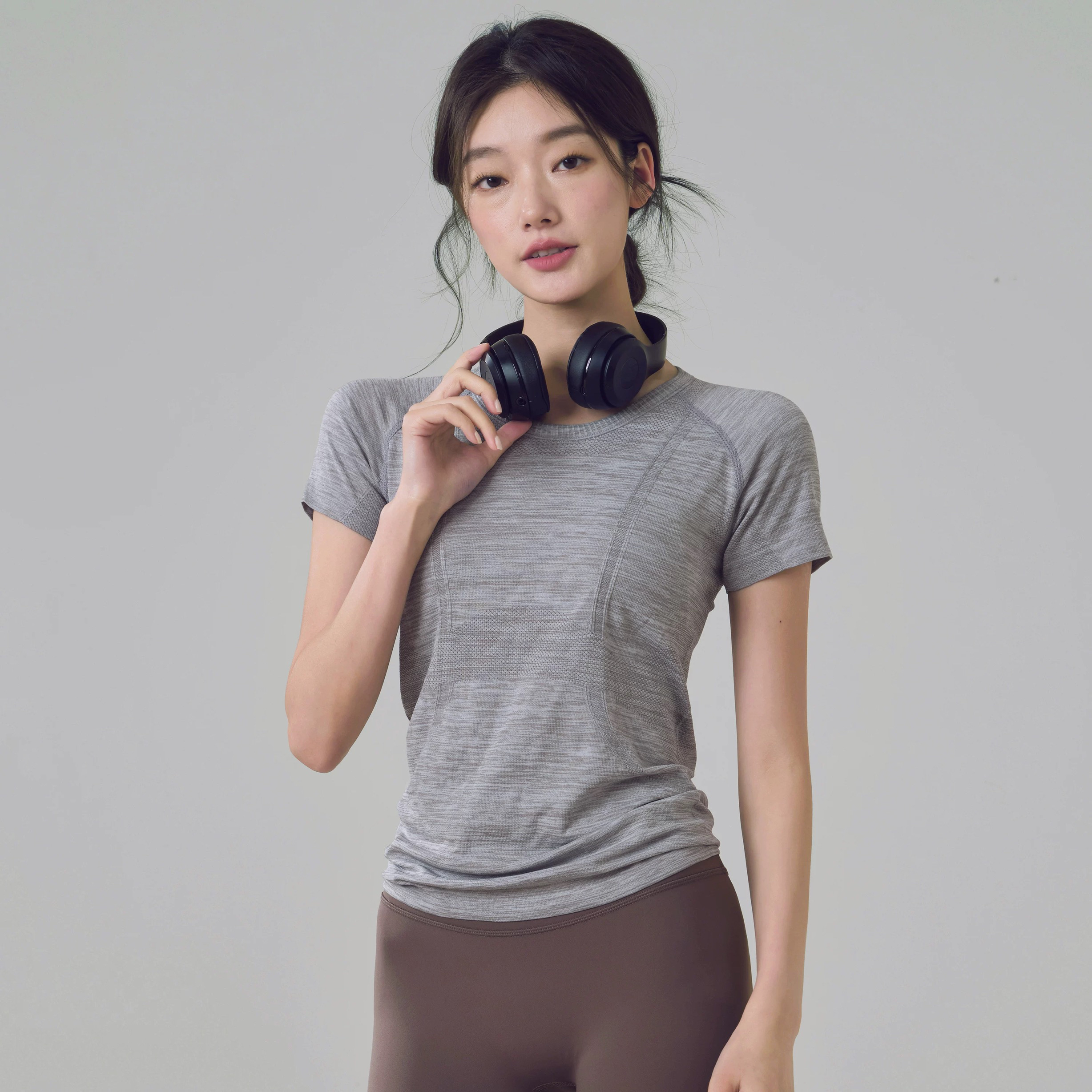 新品瑜伽服女春夏新款运动上衣一体织显瘦短袖T恤跑步训练健身服