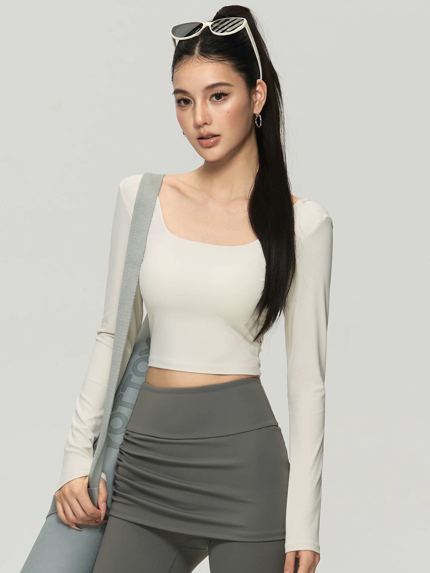 洋白菜带胸垫普拉提瑜伽服长袖女紧身显瘦美背健身衣训练运动t恤