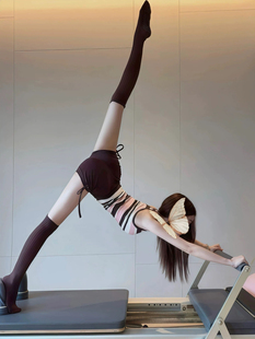 撞色运动背心女防震聚拢外穿瑜伽内衣跑步训练普拉提健身服上衣