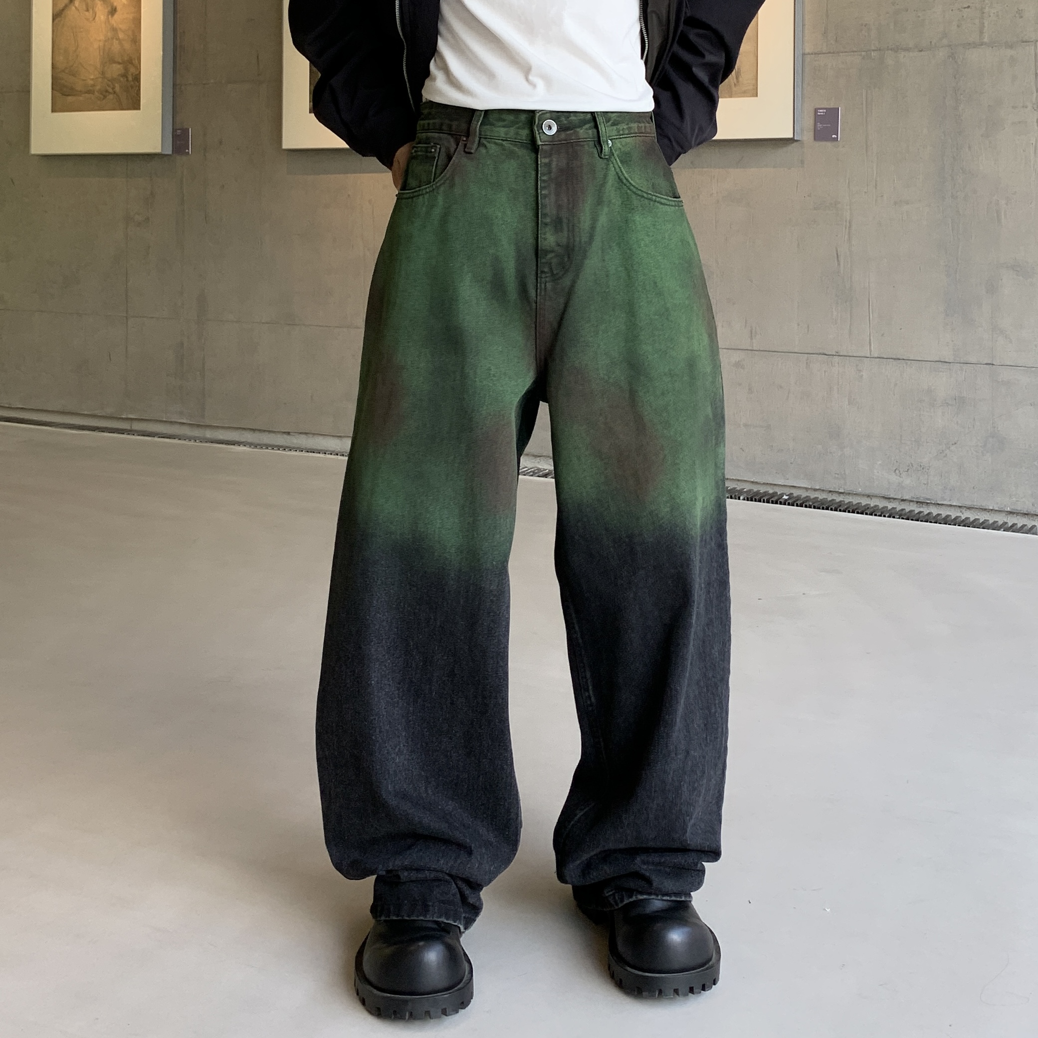 新款潮牌宽松大直筒极光绿水洗涂鸦牛仔裤