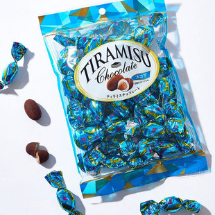 日本进口尤卡Youka巧克力扁桃仁夹心可可味草莓味坚果零食