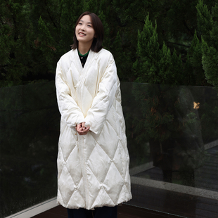 慢慢变蓝原创设计 V领桑蚕丝纯色加厚手工休闲保暖鹅绒长款羽绒服