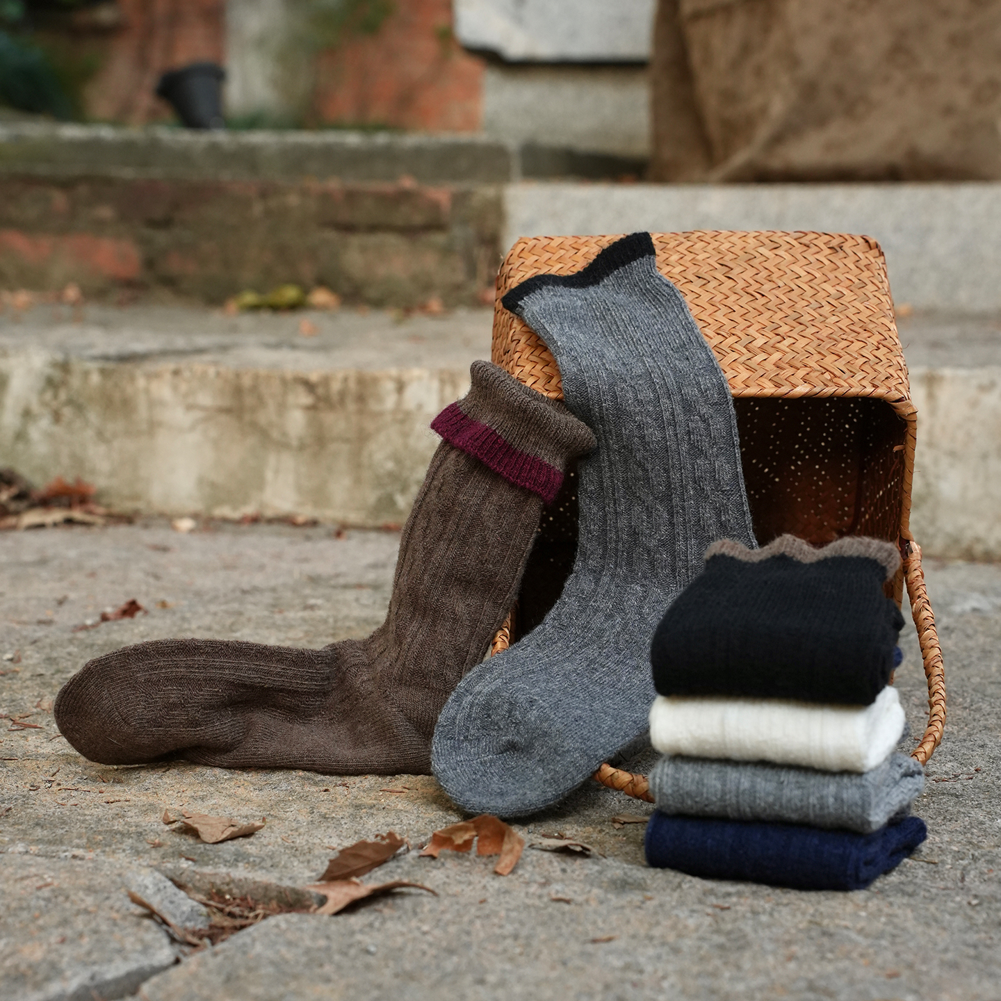 慢慢变蓝原创 配饰 秋冬舒适羊毛混纺女袜子 中筒袜