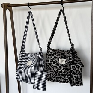 慵懒风松弛感大容量托特包双面背斜挎包高级感韩系格子豹纹帆布袋