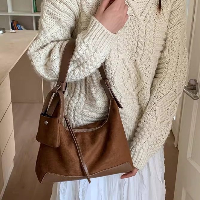 韩国复古麂皮绒托特包女2026秋冬新款简约通勤大容量单肩斜挎包