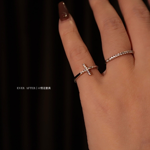 独家定制～带钻十字架小尾戒女通体s925纯银小拇指戒指闭口可调节