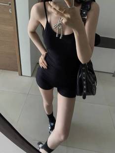 黑色高街吊带连体衣裤女夏季2025新款设计感小众独特别致打底裙裤