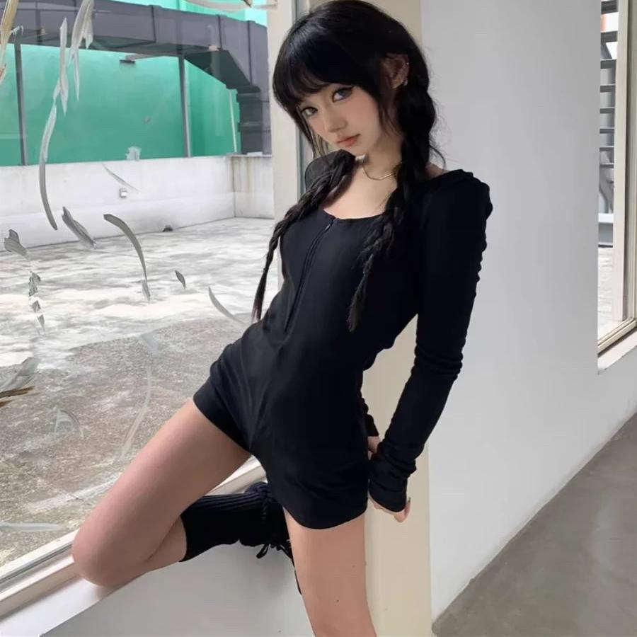 秋冬2025新款黑色针织长袖拉链连体衣裤女收腰紧身百搭休闲打底裤