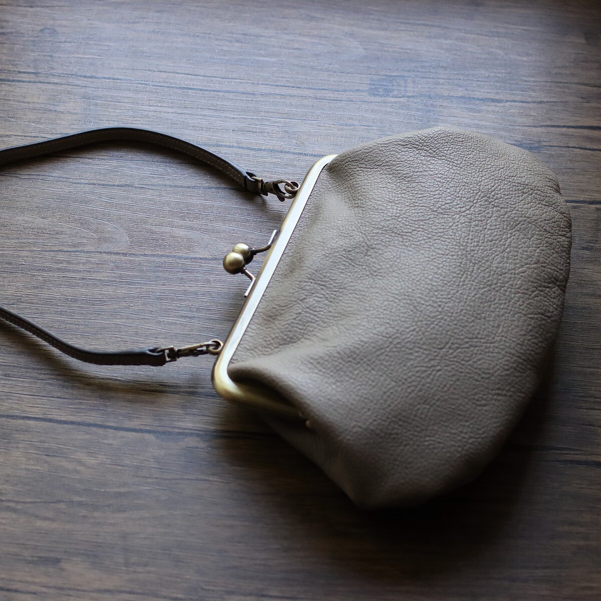 ITOHOUSE Retro Croc Mini: Italian Sheepskin Charm Backpack - Product image 7