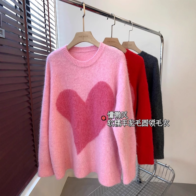 奢品同源纱线！明星都在穿~春秋新款羊驼毛撞色爱心圆领厚毛衣女