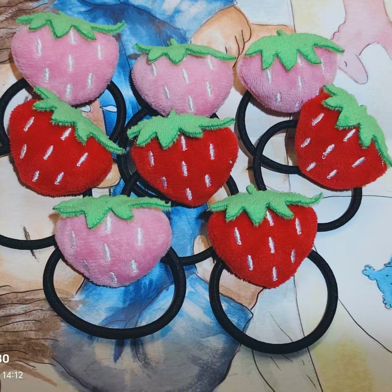 可爱草莓红色粉色毛绒发圈皮筋甜妹日系头绳马尾发饰新款