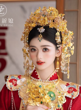 中式新娘金色流苏凤冠霞帔发饰
