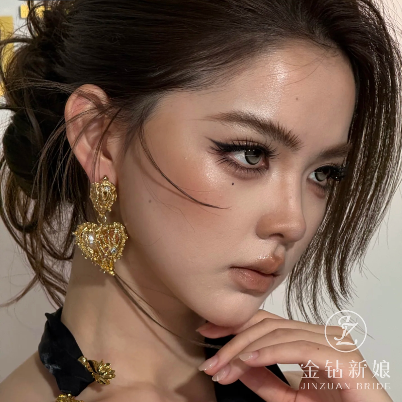 复古金色爱心耳环重工镂空纹理高级感耳饰小众设计感夸张气质耳坠