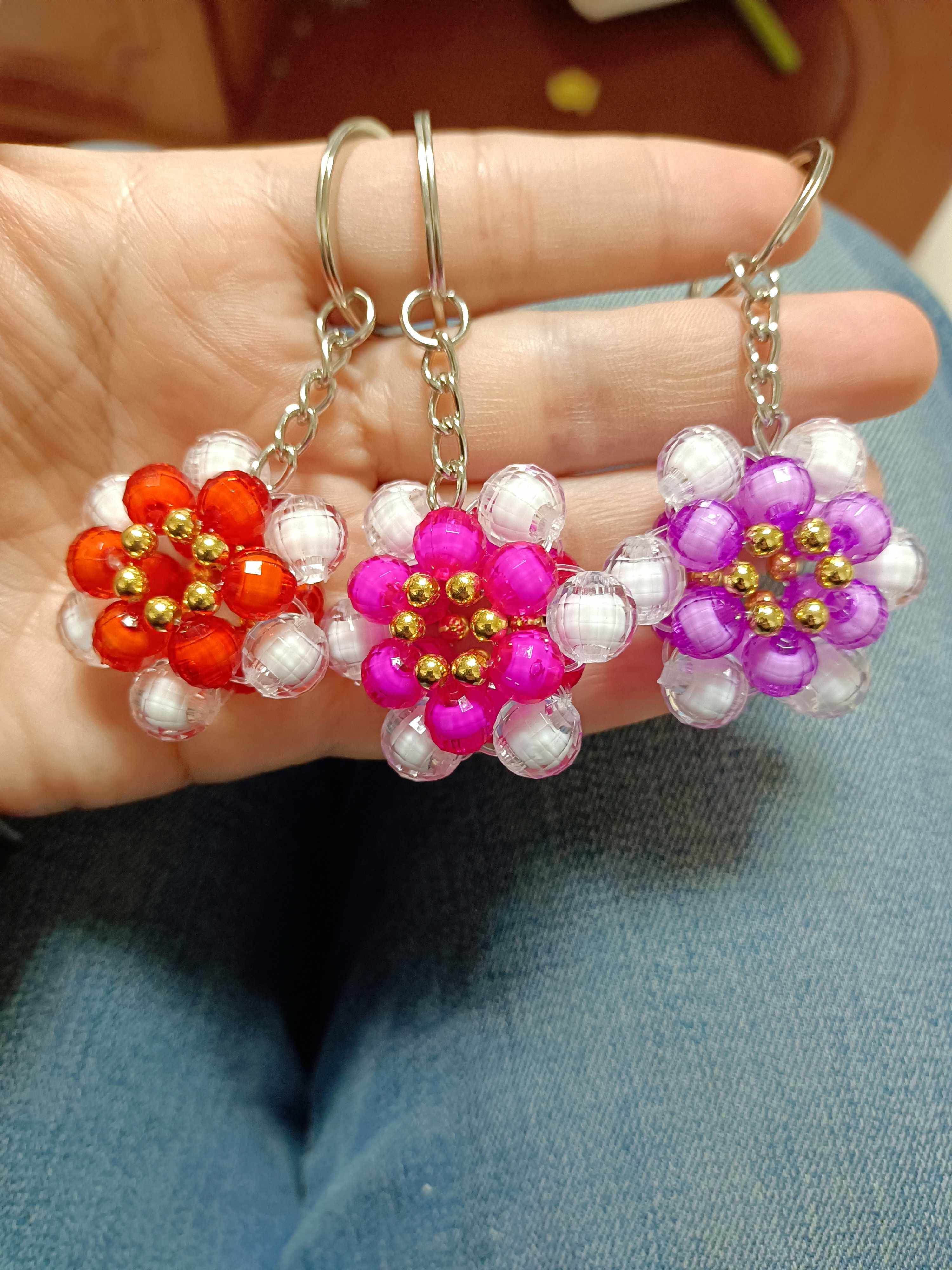 手工串珠成品小挂件 diy手机链 钥匙扣小挂件 可爱小花颜色随机