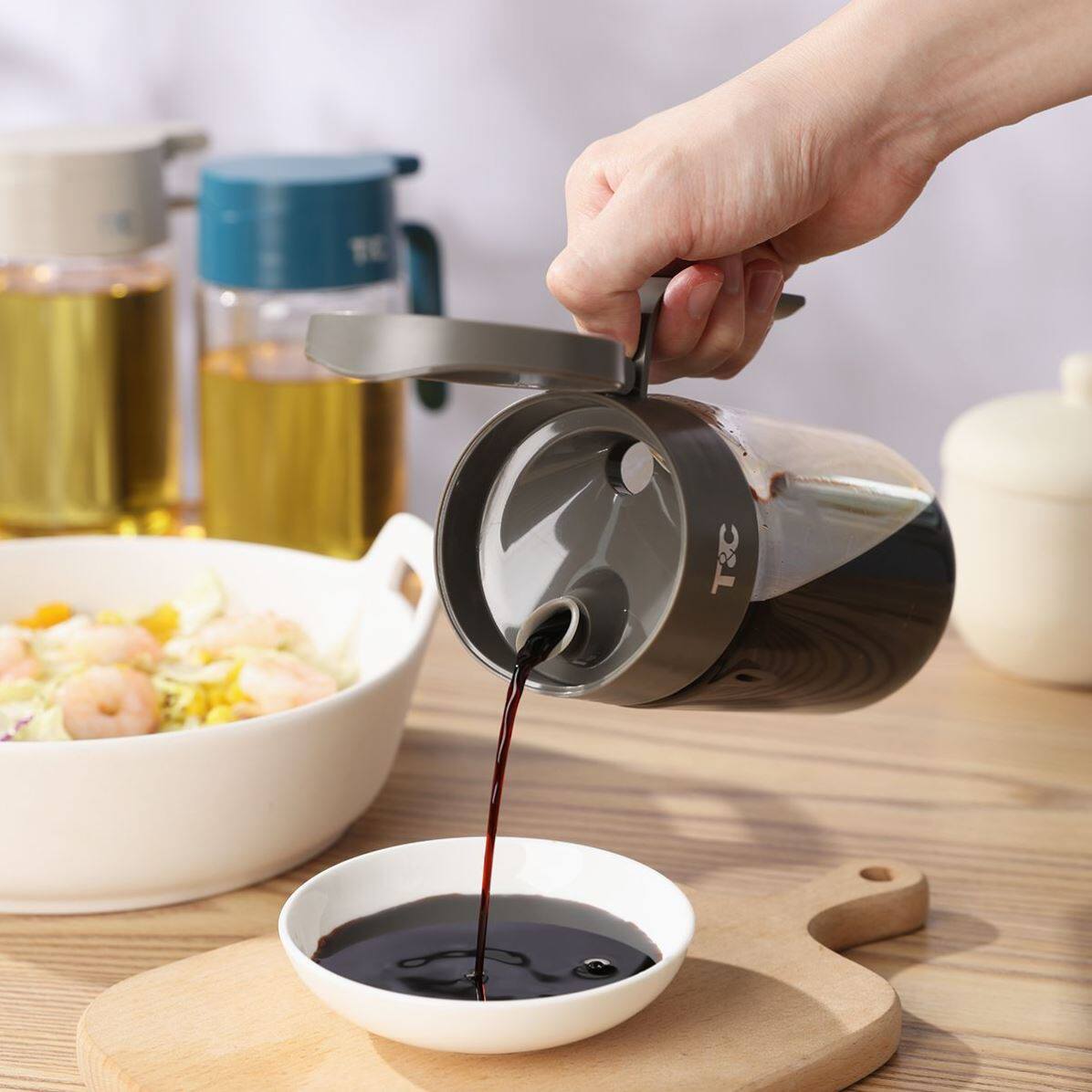 手动油壶厨房家用翻盖油罐高硼硅玻璃耐高温不挂油大容量醋酱油瓶