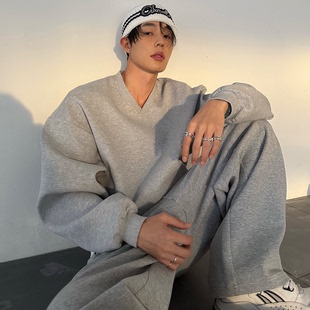 花灰色可拆卸垫肩宽松套头V领时髦休闲短款 weave 卫衣 现货