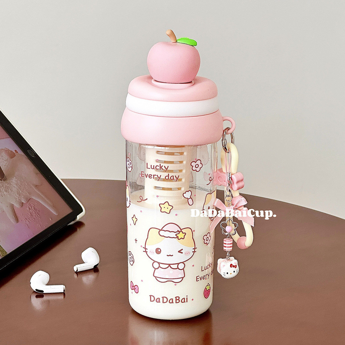 可爱吸管杯学生大容量图片