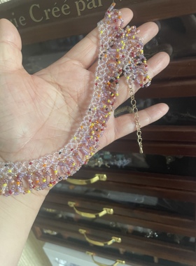 五彩斑斓的春串珠项链成品