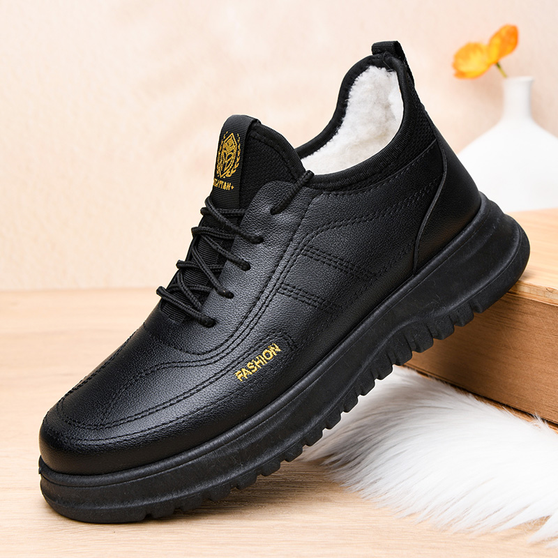 2025冬季新款加绒老北京棉靴中老年爸爸鞋一脚蹬皮面防水男士棉鞋