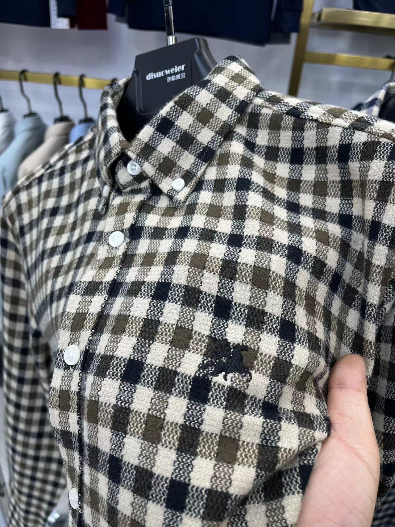 高端小格刺绣长袖衬衫秋冬新款商务休闲磨毛格纹厚款衬衣男士上衣