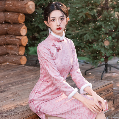 粉色旗袍秋冬款日常加厚订婚礼服