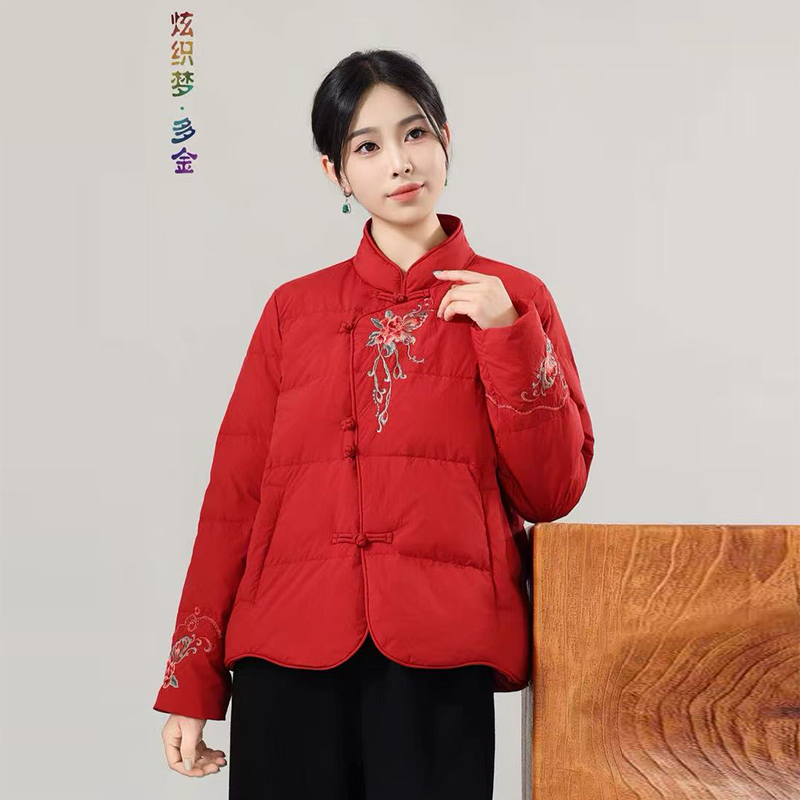 炫织梦中式国风刺绣盘扣羽绒服