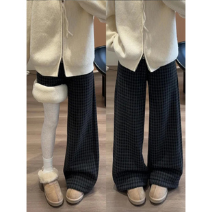 羊羔绒阔腿裤女秋冬季加绒加厚2025新款外穿棉裤复古毛呢格子裤子