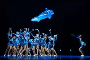 蓝鲸灵演出服儿童蓝精灵舞蹈服表演服蓝鲸灵舞蹈服小鲸鱼演出道具