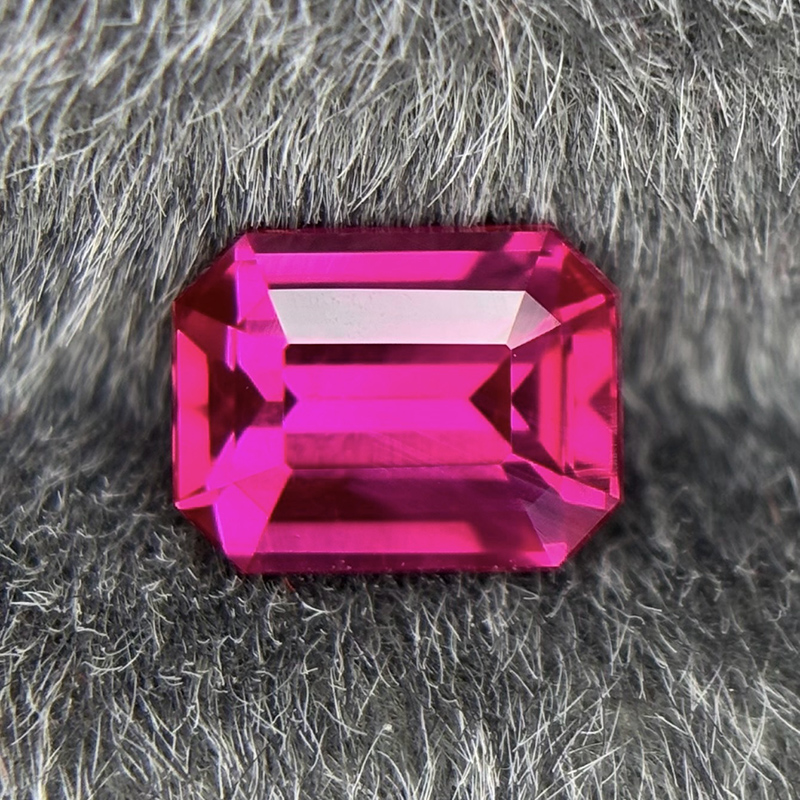 呼啦啦无烧鸽血红宝石戒指吊坠