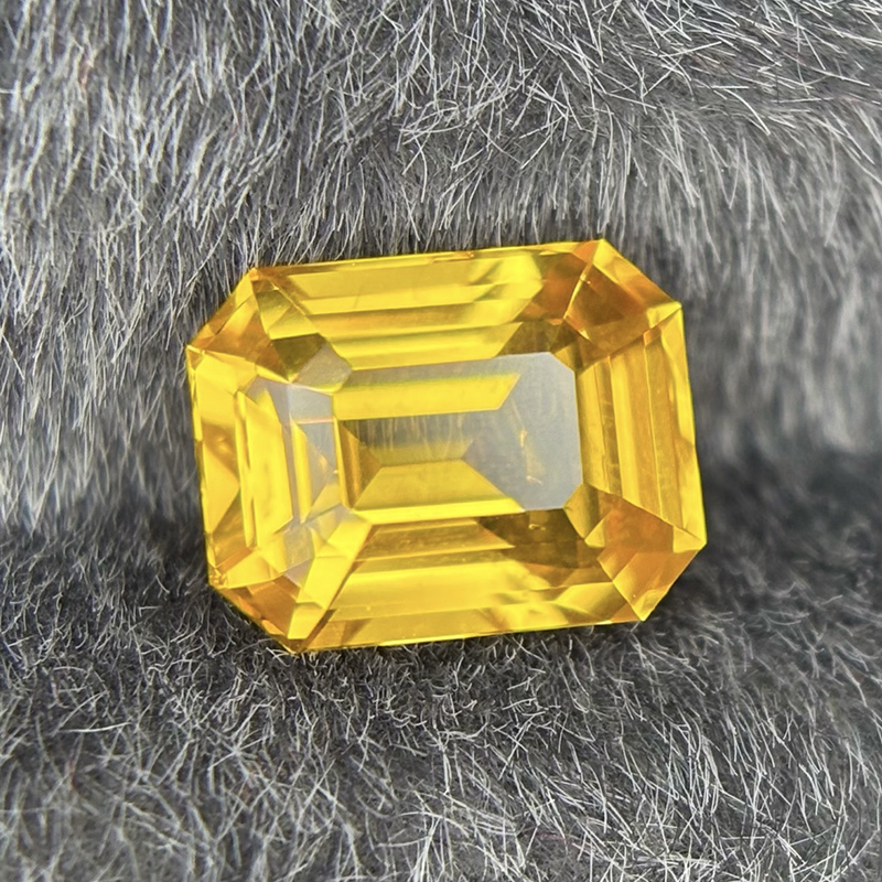 黄色蓝宝石金丝雀黄蓝宝石