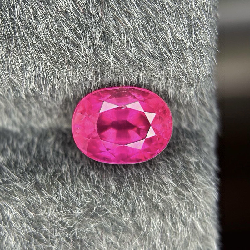天然无烧粉蓝宝石裸石2.03克拉吉尔德热粉红色定制项链戒指吊坠女