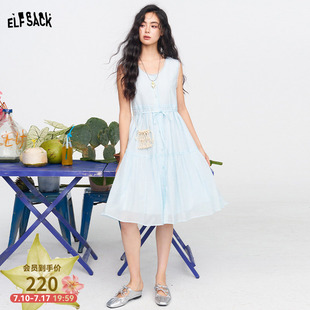 妖精的口袋蕾丝拼接收腰浅蓝色连衣裙女2026夏季新款无袖背心裙子