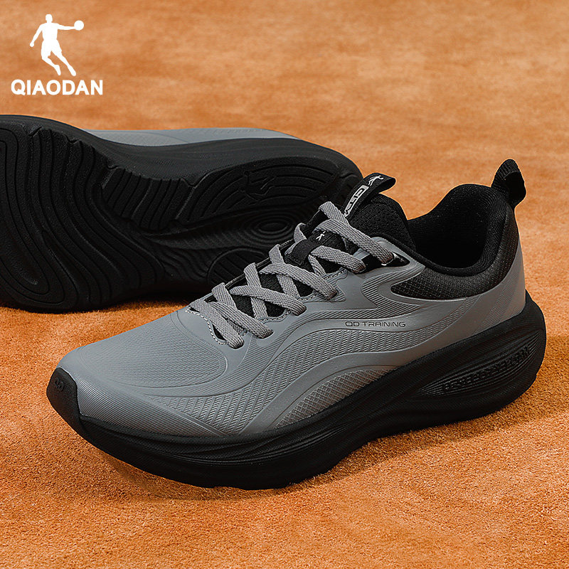 乔丹男鞋系带适行跑步鞋轻便减震透气耐磨防滑皮面休闲健步运动鞋