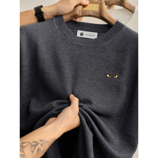 夏季 潮牌恶魔小眼睛刺绣圆领针织短袖 透气冰爽丝正肩T恤 男士 LUUD