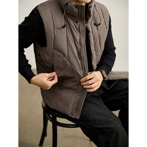 LUUD 户外机能风抽绳领口工装羽绒马甲男冬防风保暖鸭绒无袖外套