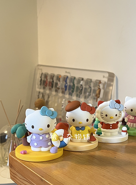 四季Kitty全套4款盒装凯帝猫手办KT猫车载模型小摆件装饰滴胶公仔
