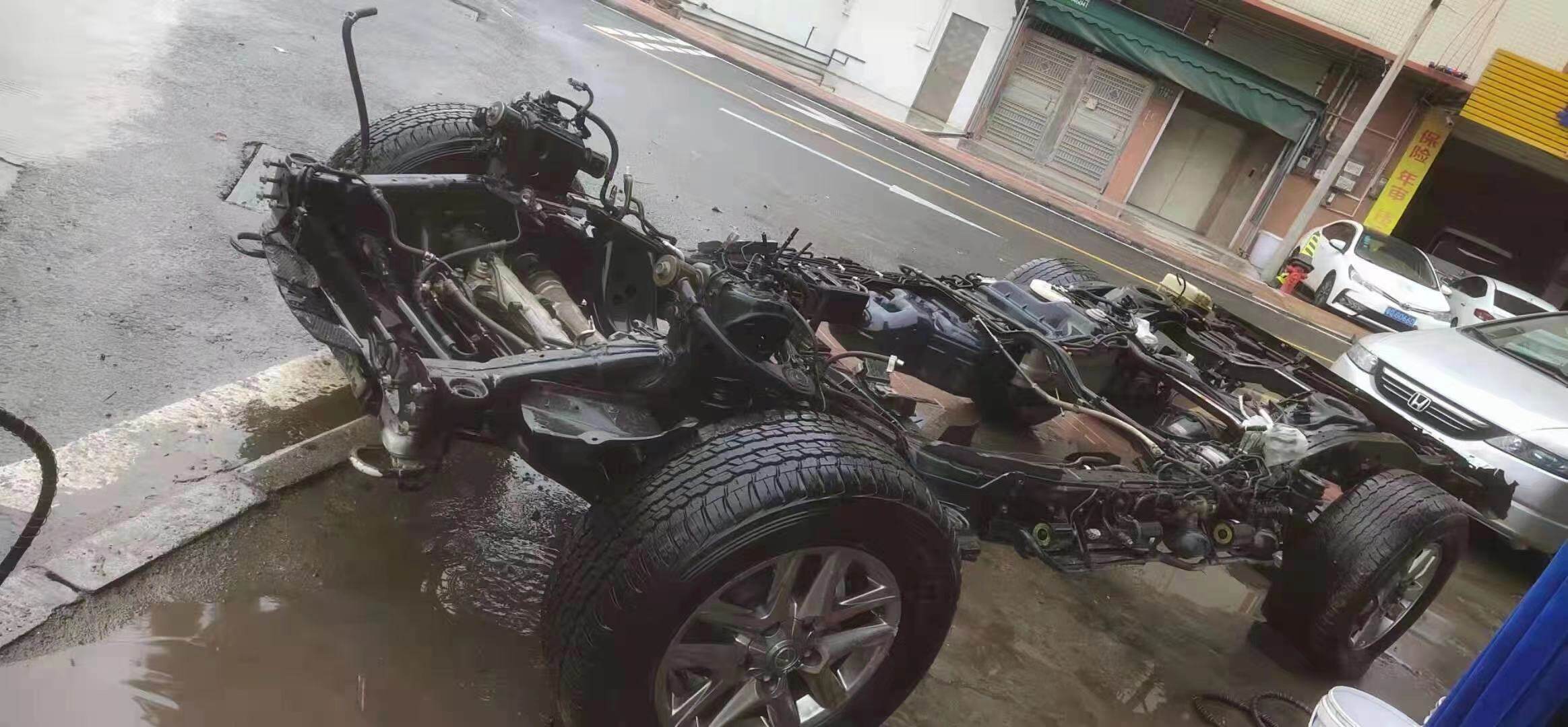雷克萨斯可调升降底盘拆车件