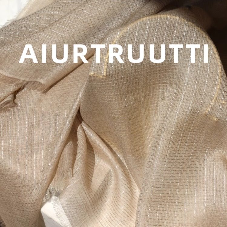 AiurtRuutti意式纯羊绒银丝方巾 宠爱粉外搭披肩春夏防晒围巾丝巾