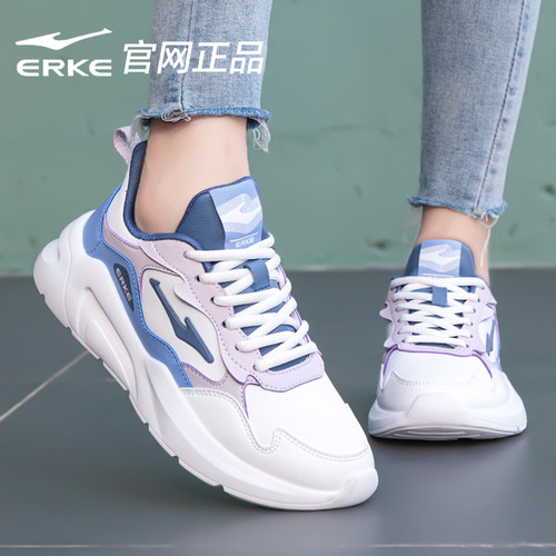 鸿星尔克女鞋休闲鞋子女款皮面