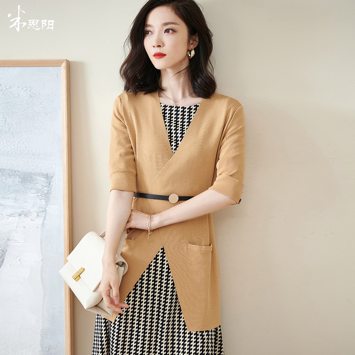 米思阳新款修身外套女针织开衫