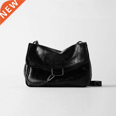 New Rhombus Black Rock Soft Flap Single Shoulder Crossbody