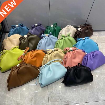 2022 New Design Small Women Bag Cloud Clutch Hand Bags Genui