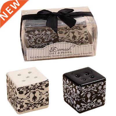 2pcs Seasoning Bottle Set Ceramic Spice Seasoning Shaker