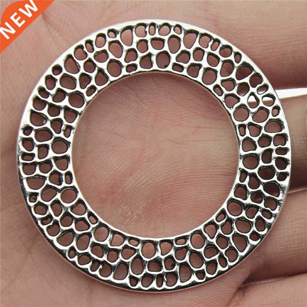 WYSIWYG 4pcs 49x49mm Charms Wreath Big Round Circle Pendants