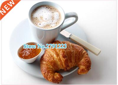 High Quality Plastic Kitchen Croissant Cutter Rolling