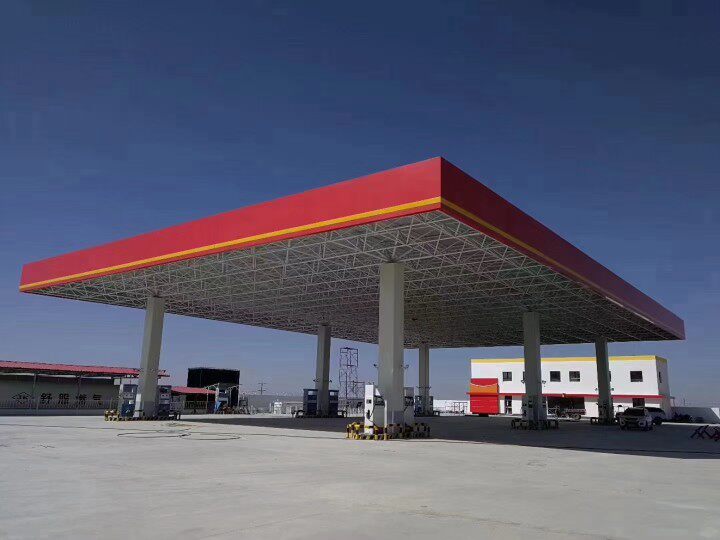 球形钢结构网架螺栓球网架风雨操场加油气站罩棚玻璃采光干式煤棚