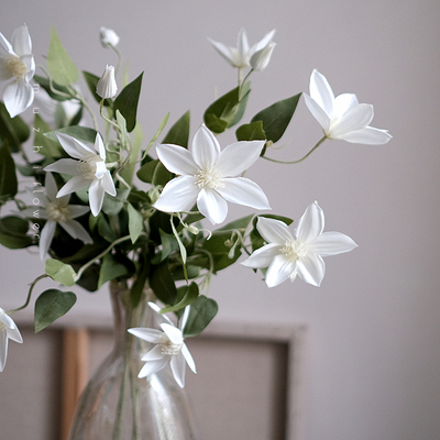 白色铁线莲装饰花卉仿真花假花绢花高档客厅花束摆件餐桌花摆花
