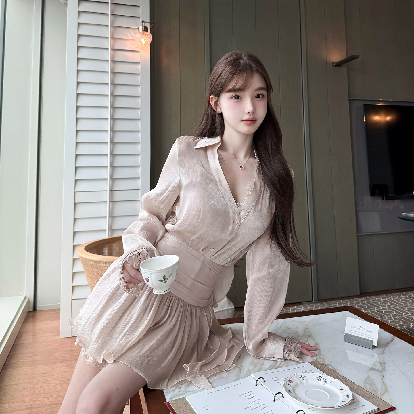 叶嘉Nailah· 重工蕾丝 气质套装半裙衬衫女美艳修身套装裙子短裙