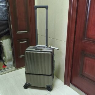 欧森行李箱万向轮开口旅行拉杆箱20寸女密码箱男铝框架微瑕24
