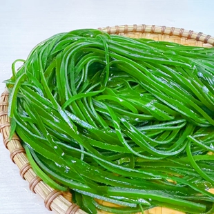 海带丝商用新鲜盐渍批发凉拌专用荣成海带厚长丝半干货整箱